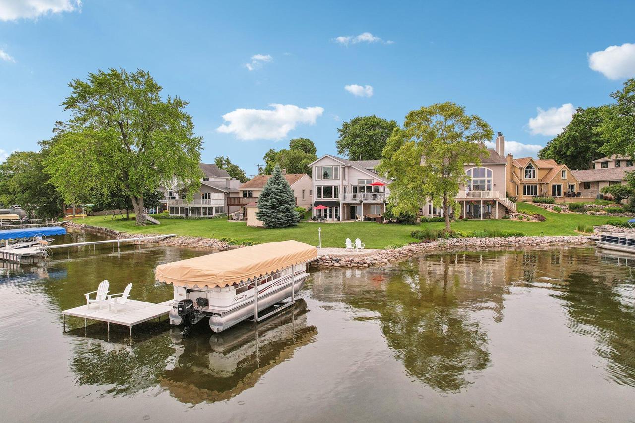 S75W18642 Kingston DRIVE