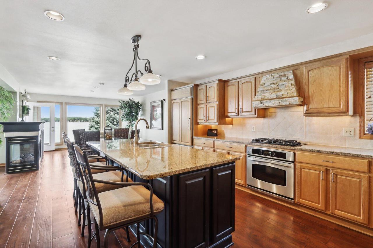 S75W18642 Kingston DRIVE