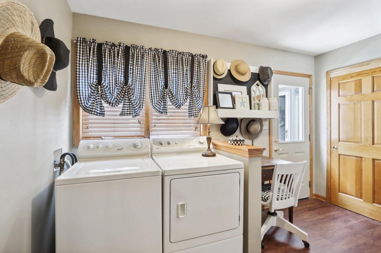 S75W18642 Kingston DRIVE