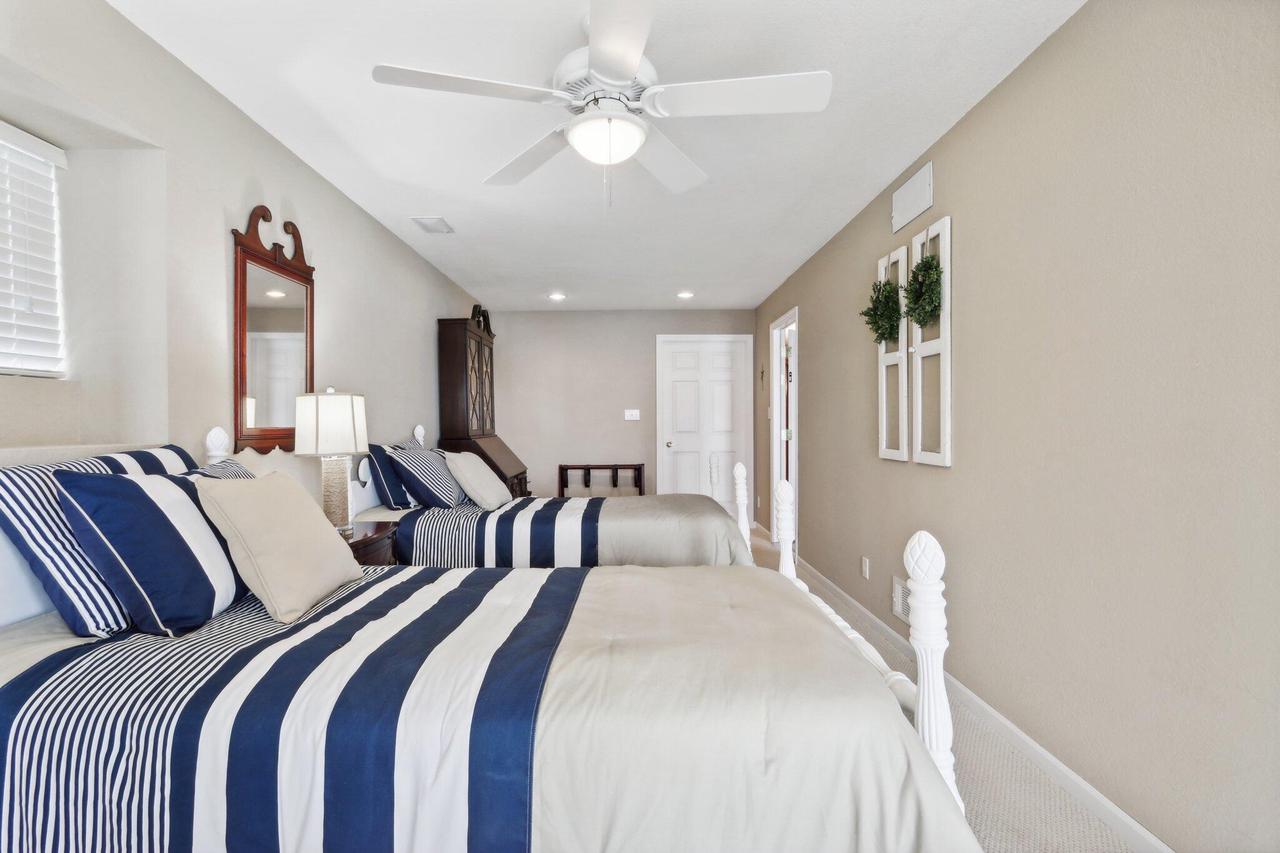 S75W18642 Kingston DRIVE