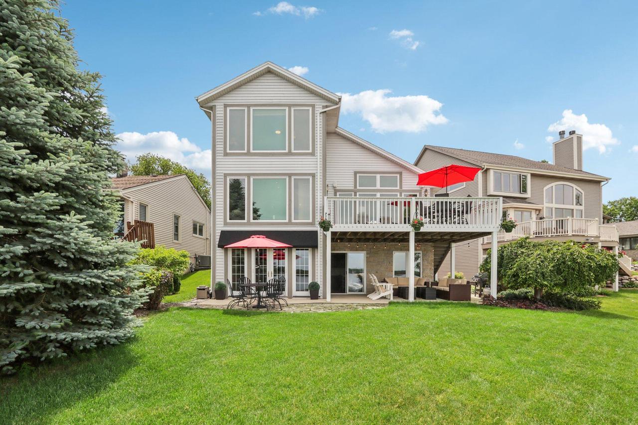 S75W18642 Kingston DRIVE