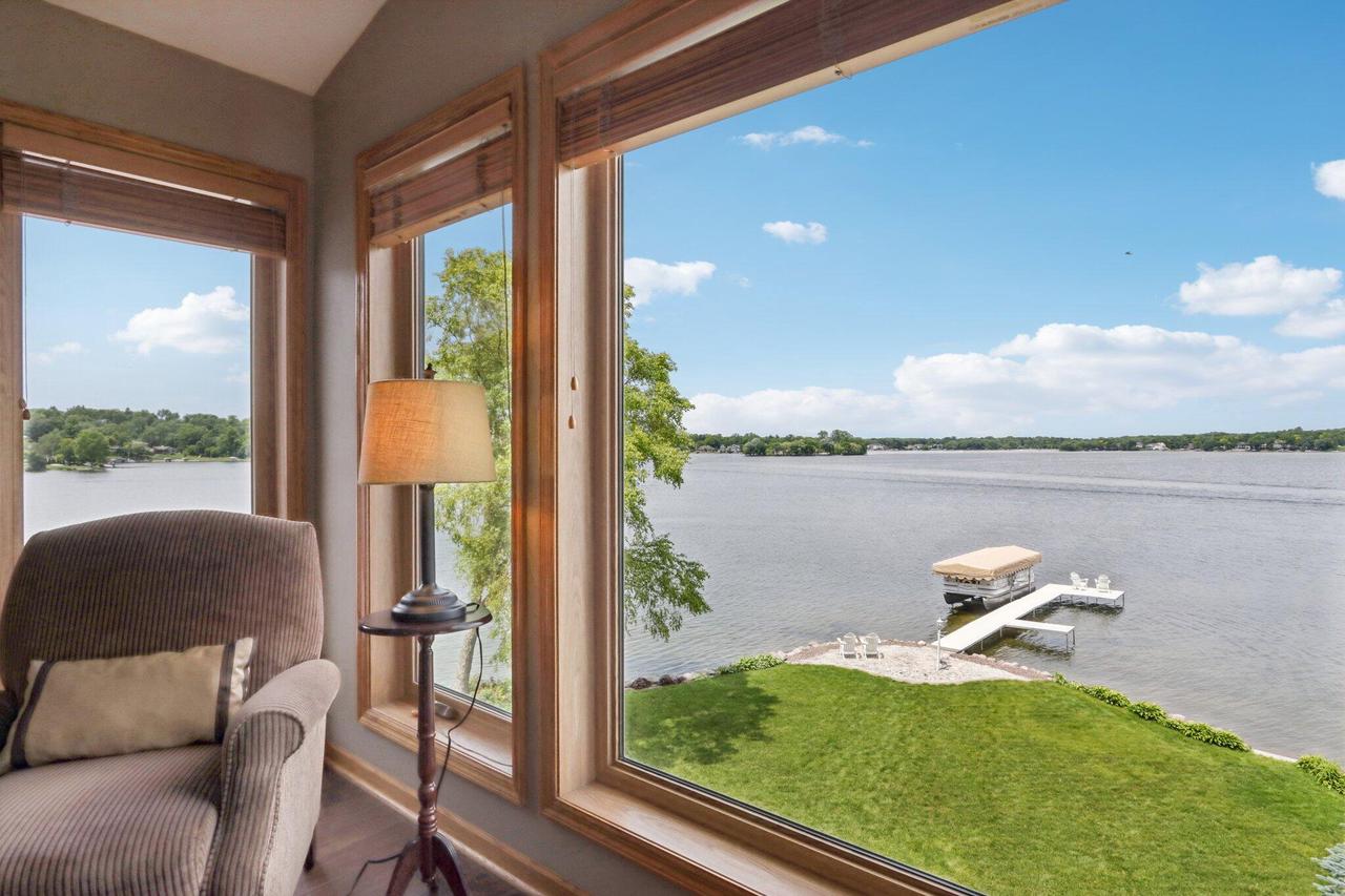 S75W18642 Kingston DRIVE