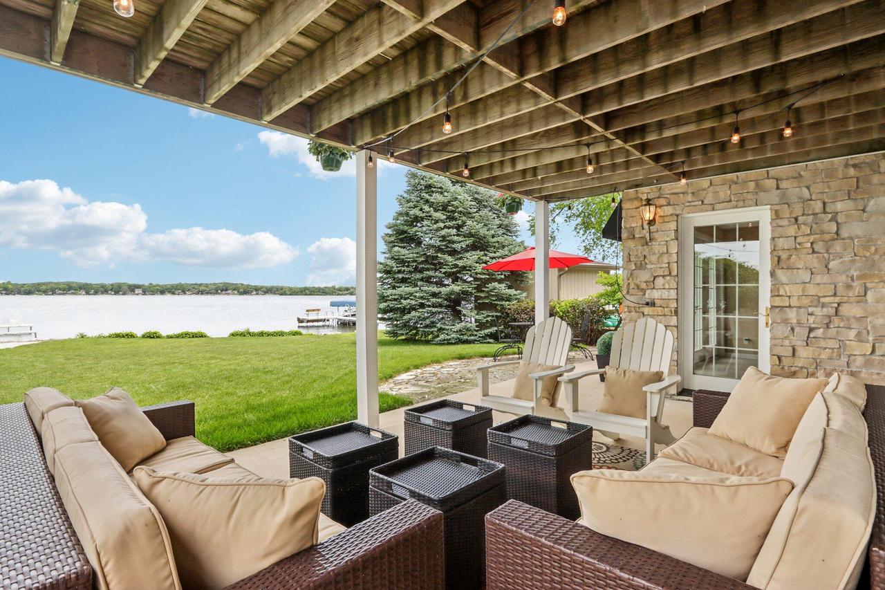 S75W18642 Kingston DRIVE