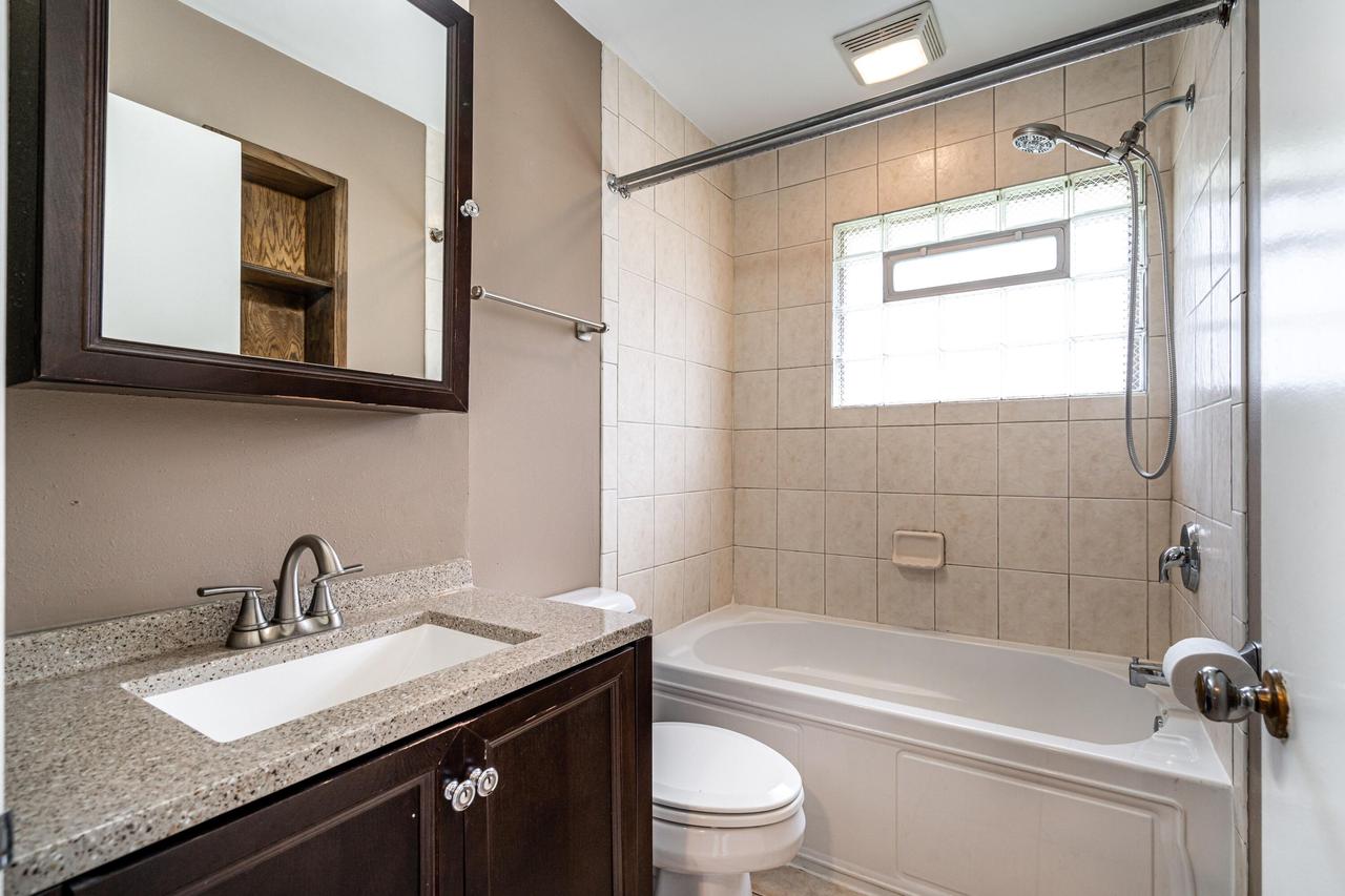 3867 North 99 STREET