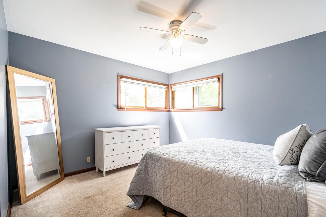 3867 North 99 STREET