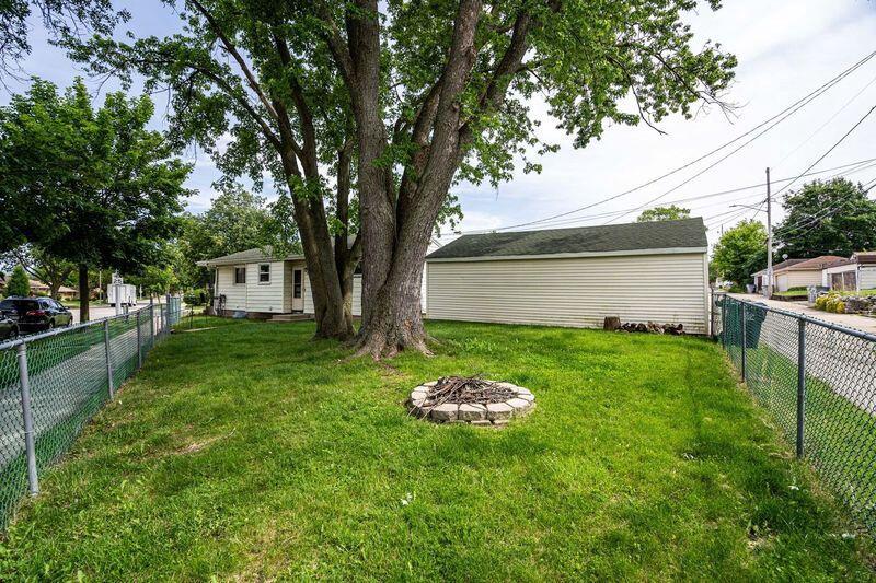 3867 North 99 STREET