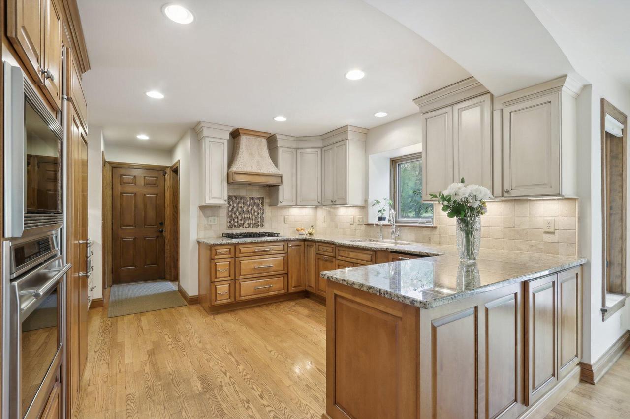 N8W29926 Woodcrest DRIVE