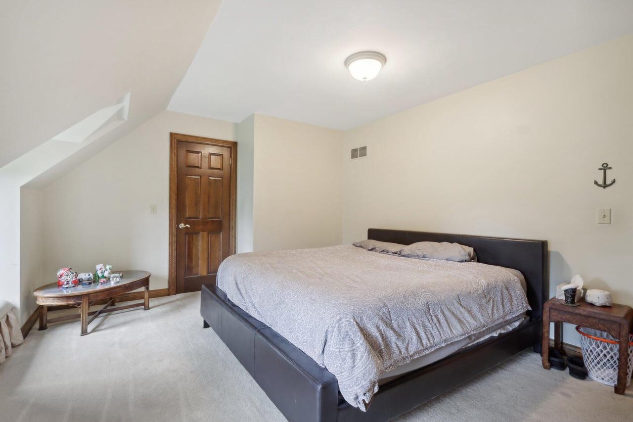 N8W29926 Woodcrest DRIVE