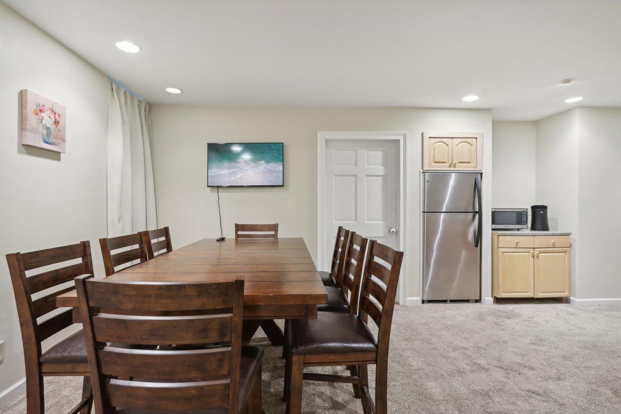 N8W29926 Woodcrest DRIVE