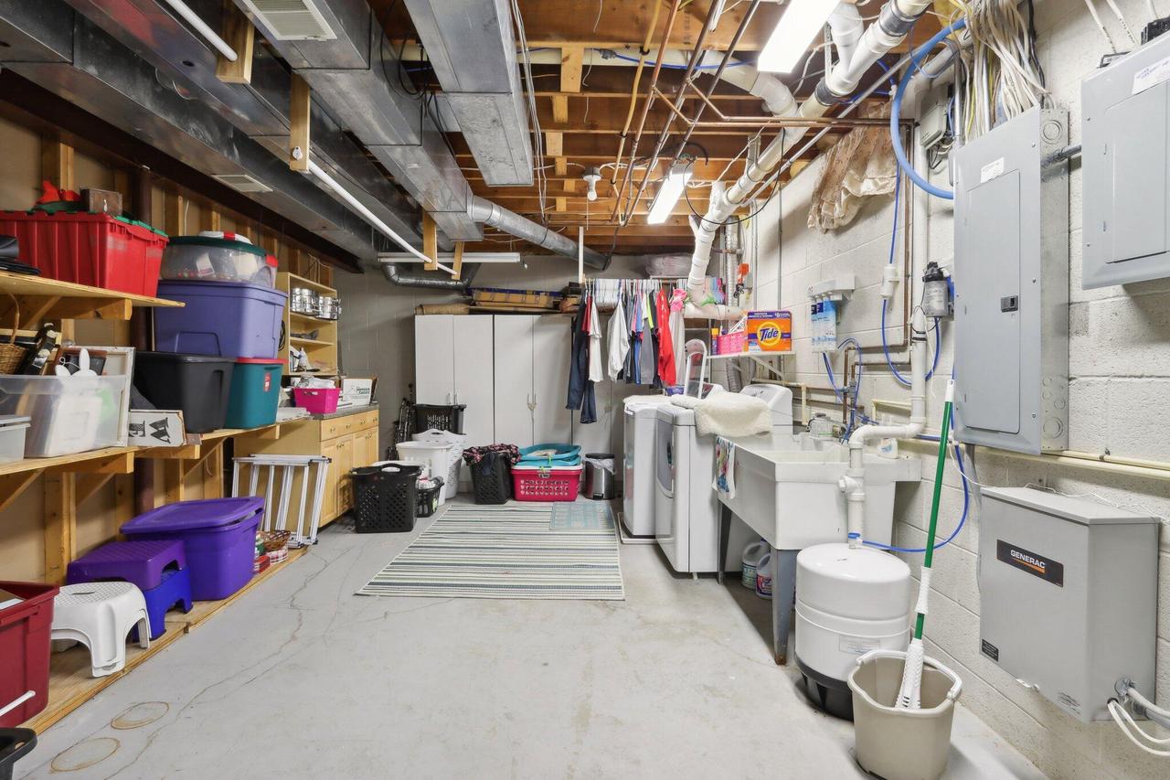 N8W29926 Woodcrest DRIVE