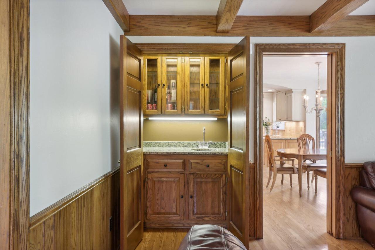 N8W29926 Woodcrest DRIVE