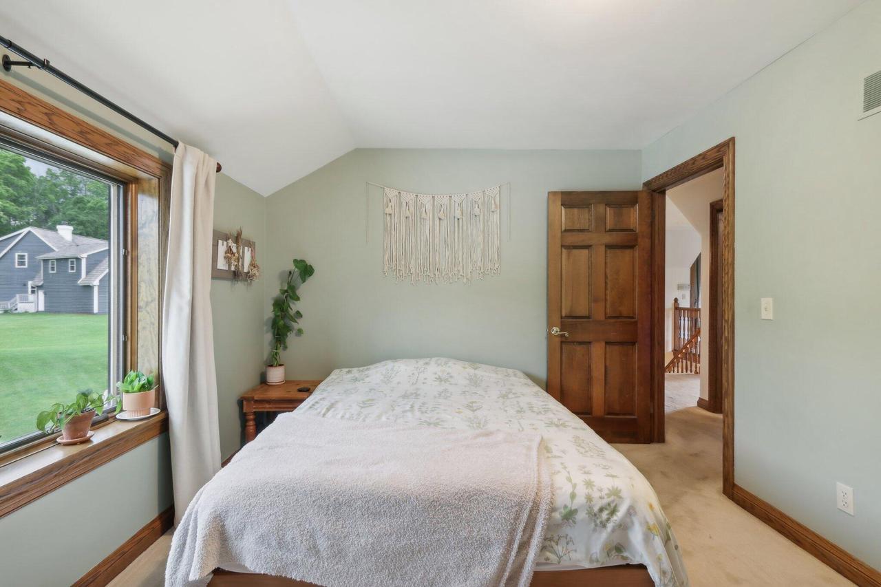 N8W29926 Woodcrest DRIVE