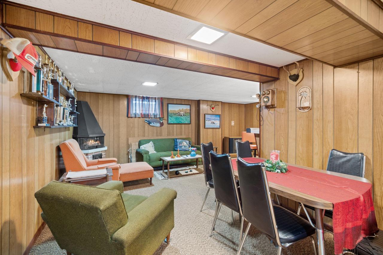 6396 County Highway M