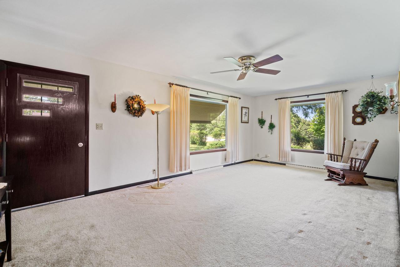 6396 County Highway M