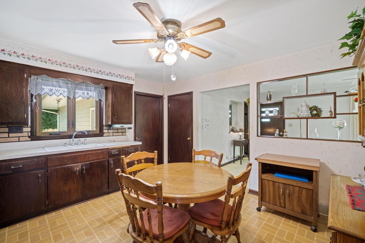 6396 County Highway M