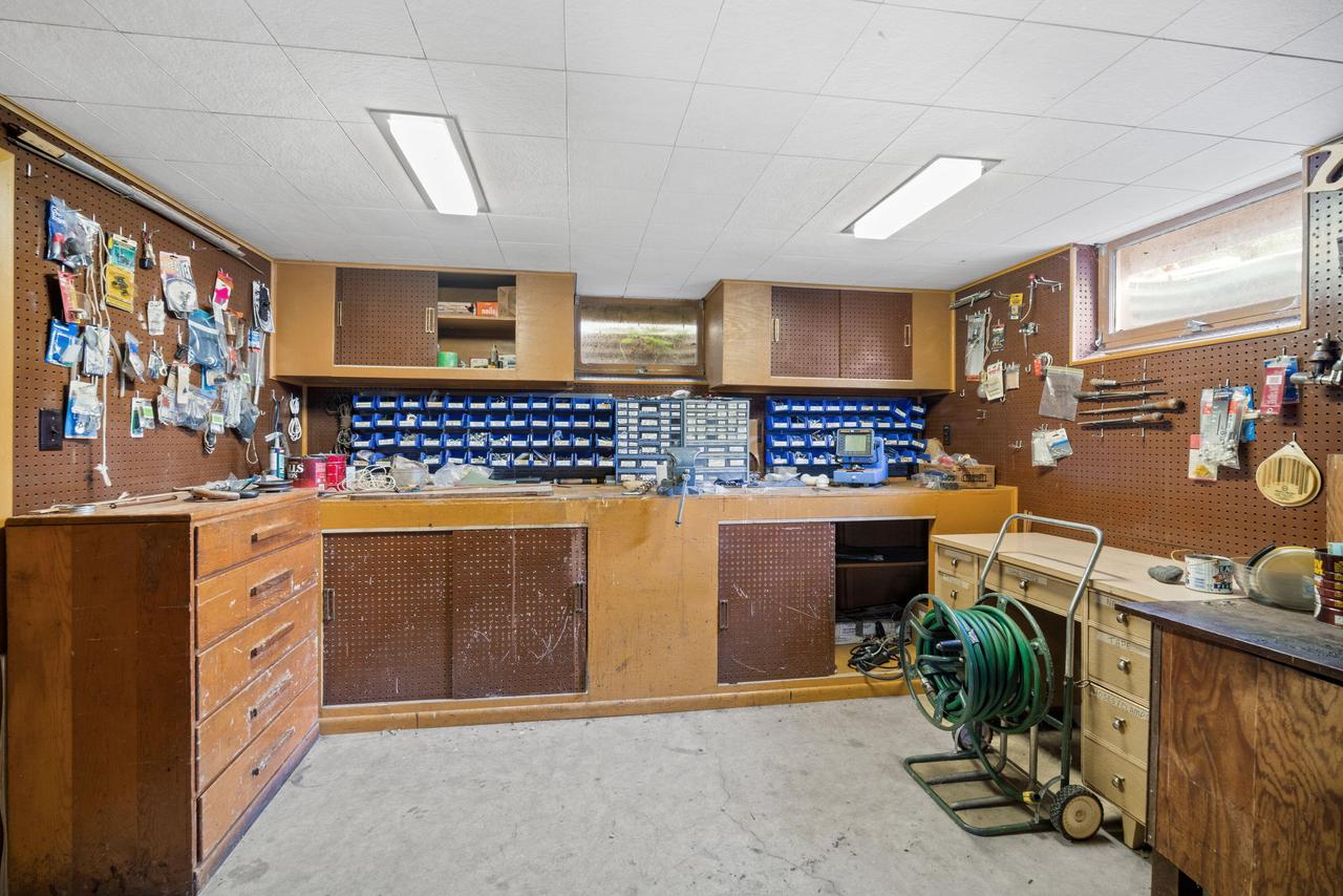 6396 County Highway M