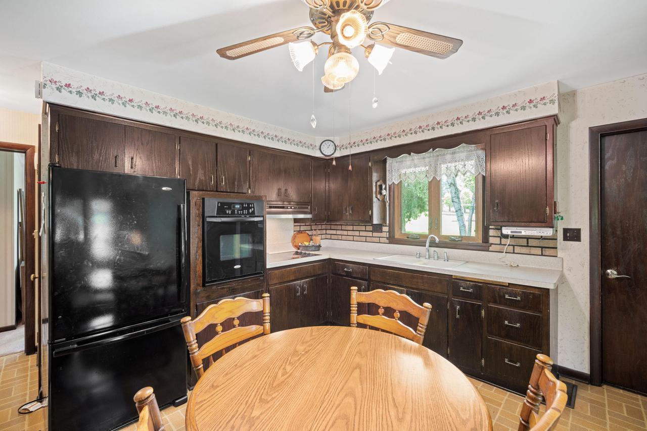 6396 County Highway M