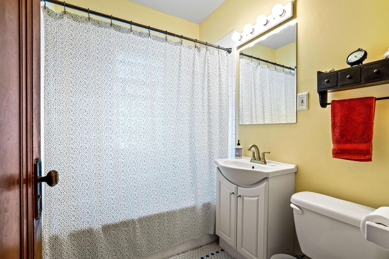 1020 South 77th STREET