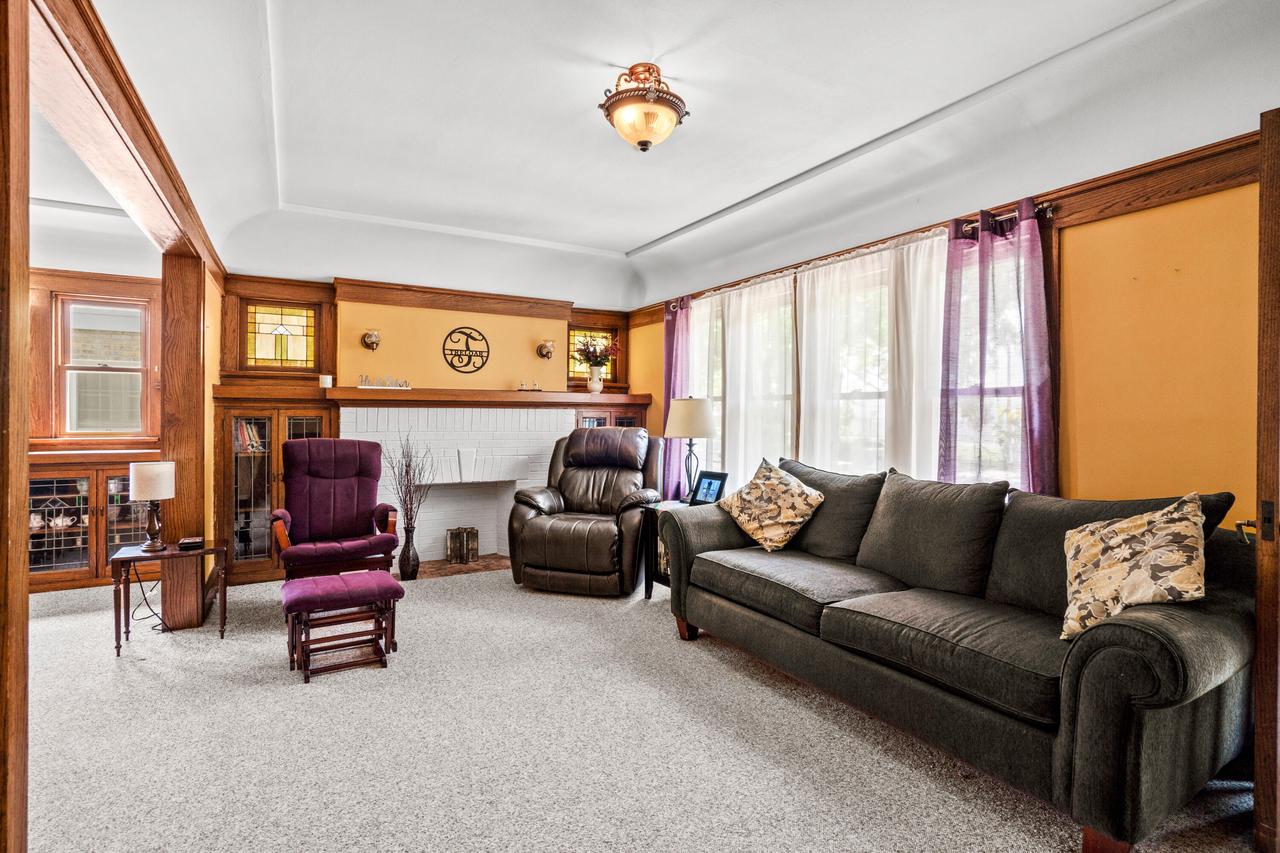 1020 South 77th STREET