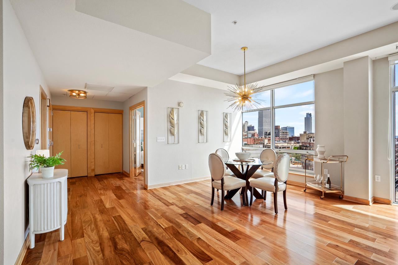 106 West Seeboth STREET 903