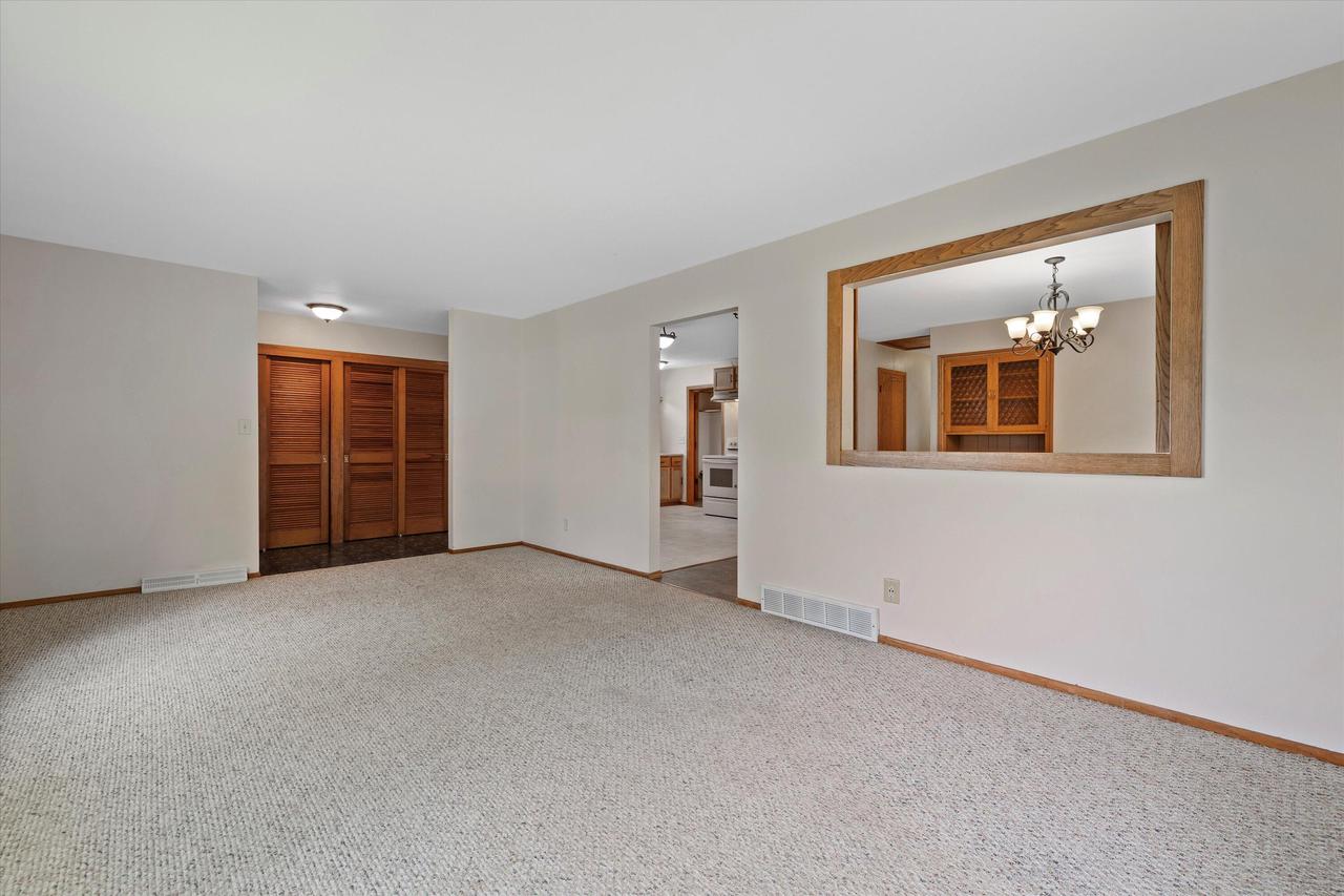 11333 West Edgerton AVENUE