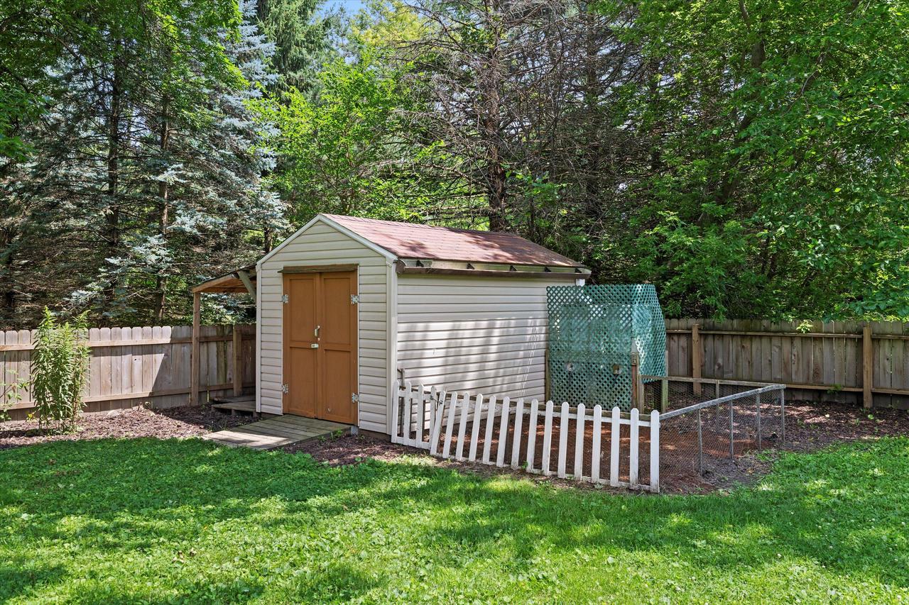 11333 West Edgerton AVENUE