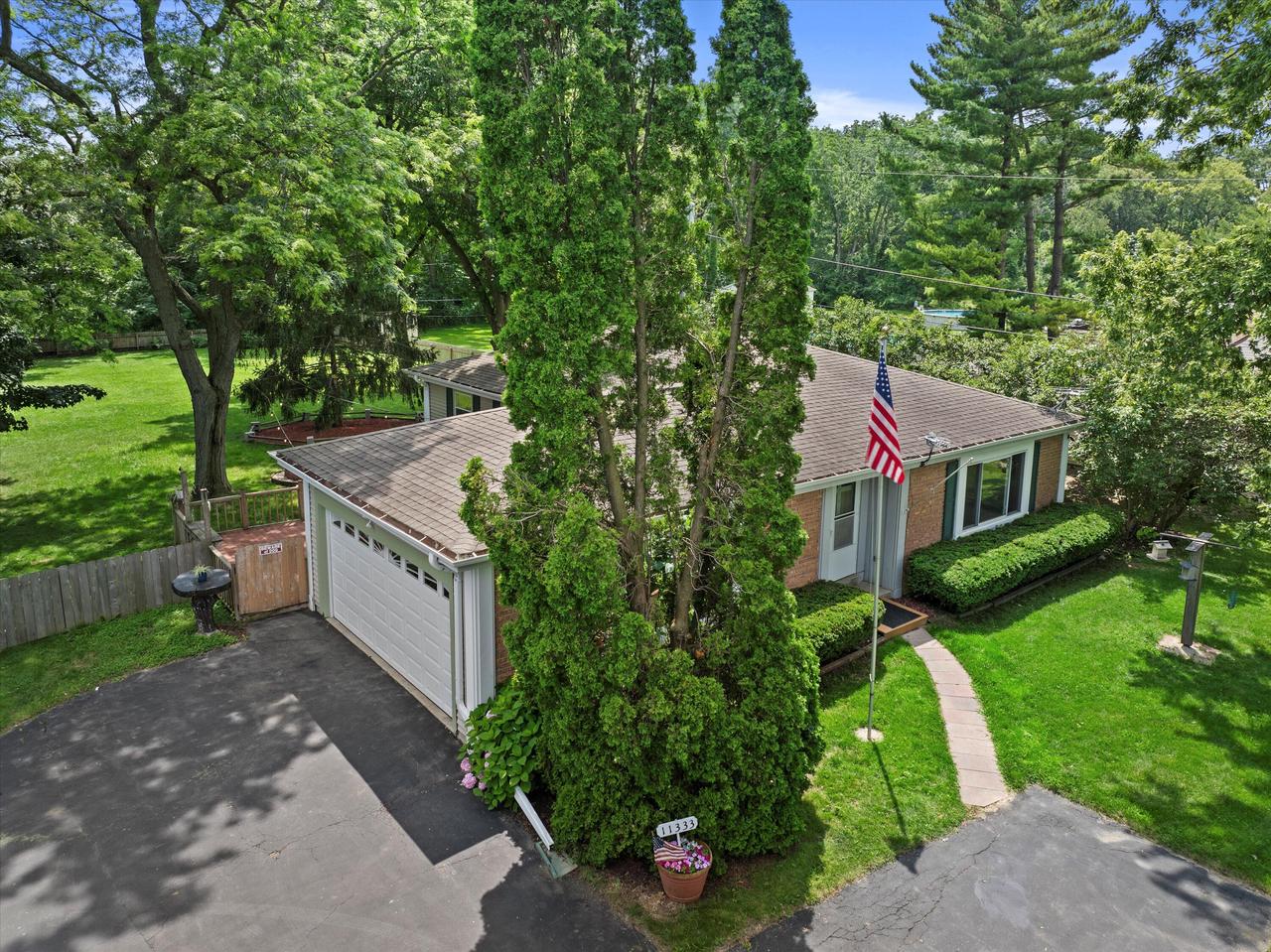 11333 West Edgerton AVENUE