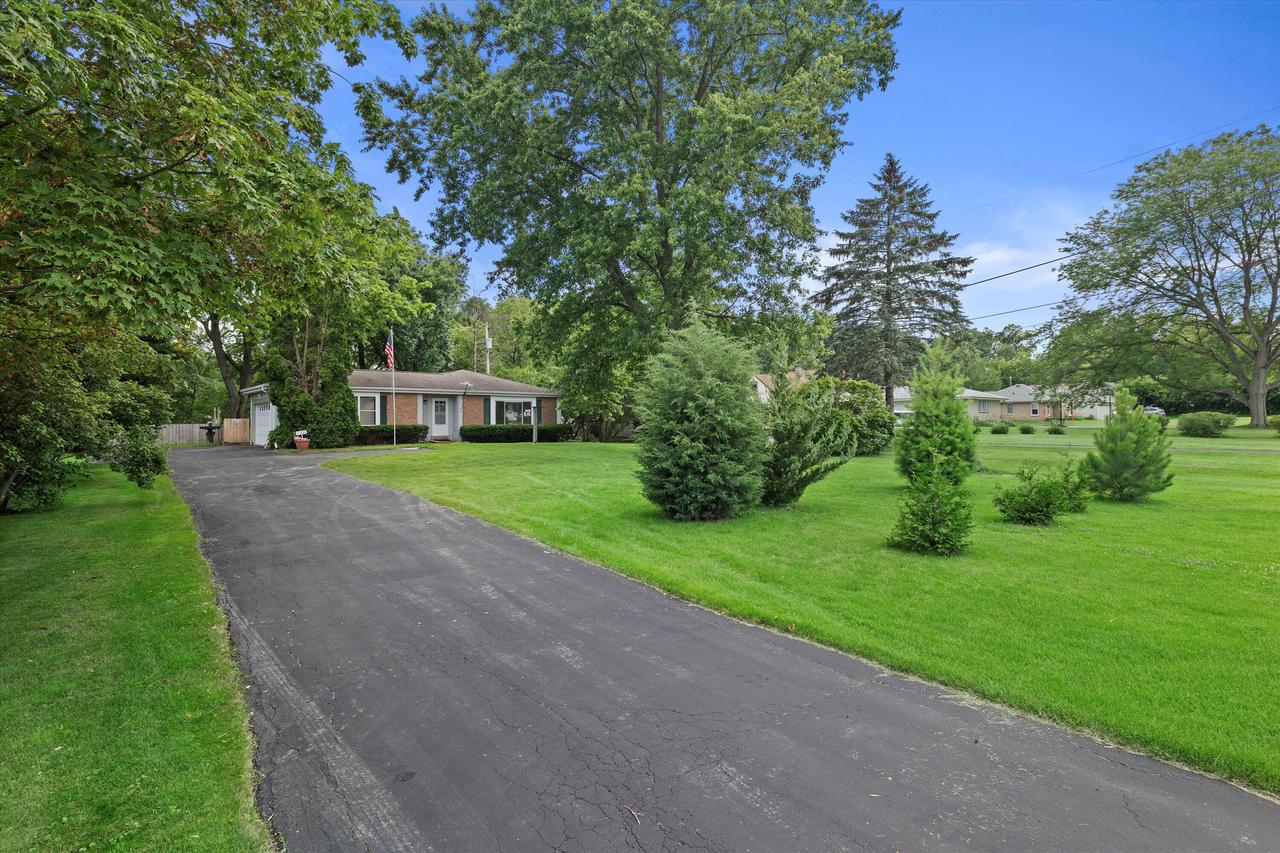 11333 West Edgerton AVENUE