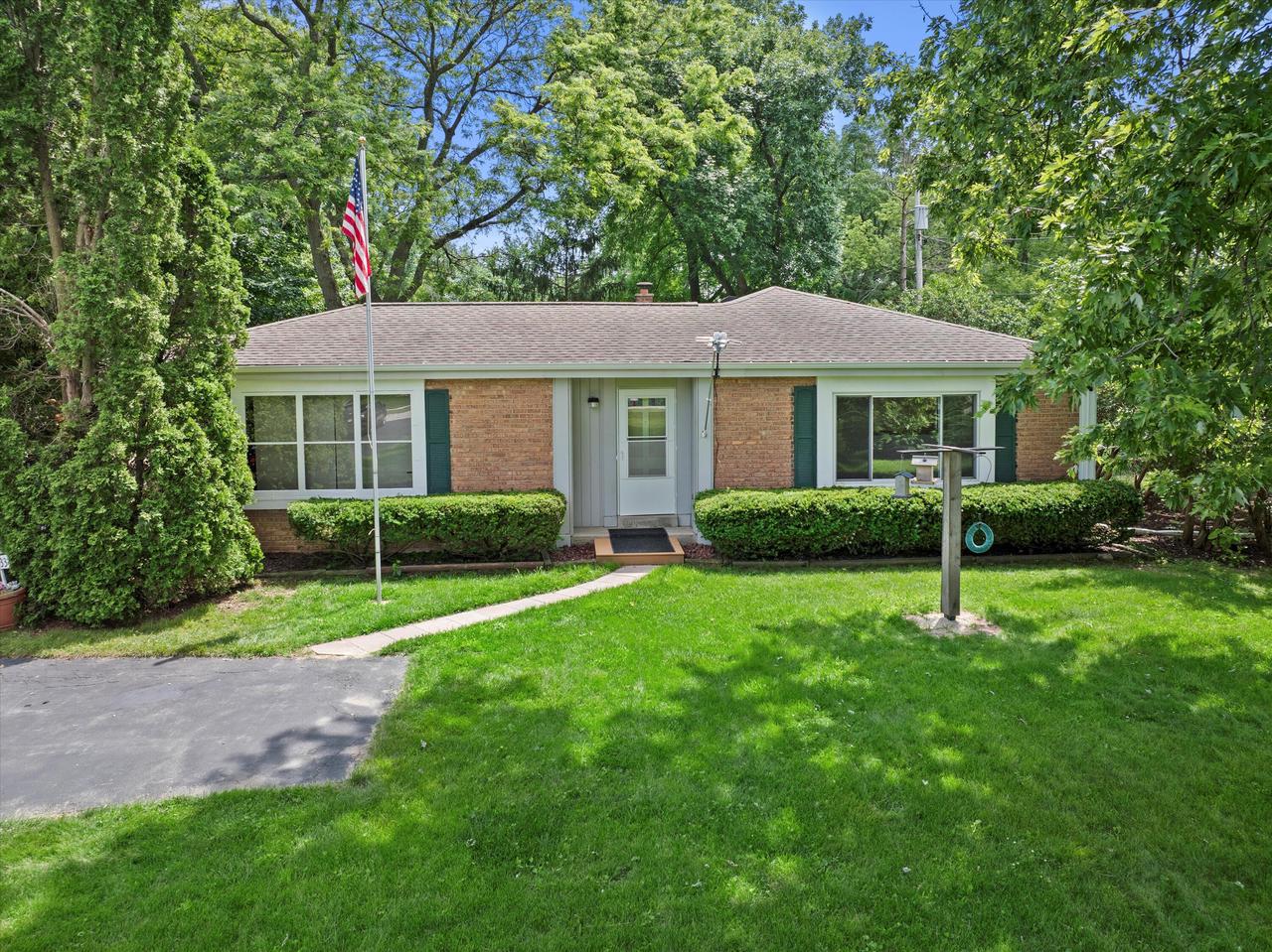 11333 West Edgerton AVENUE