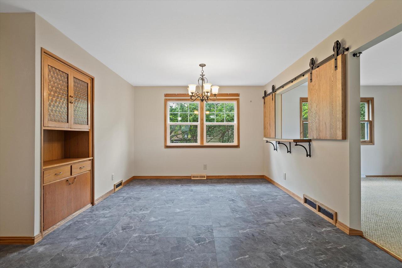 11333 West Edgerton AVENUE