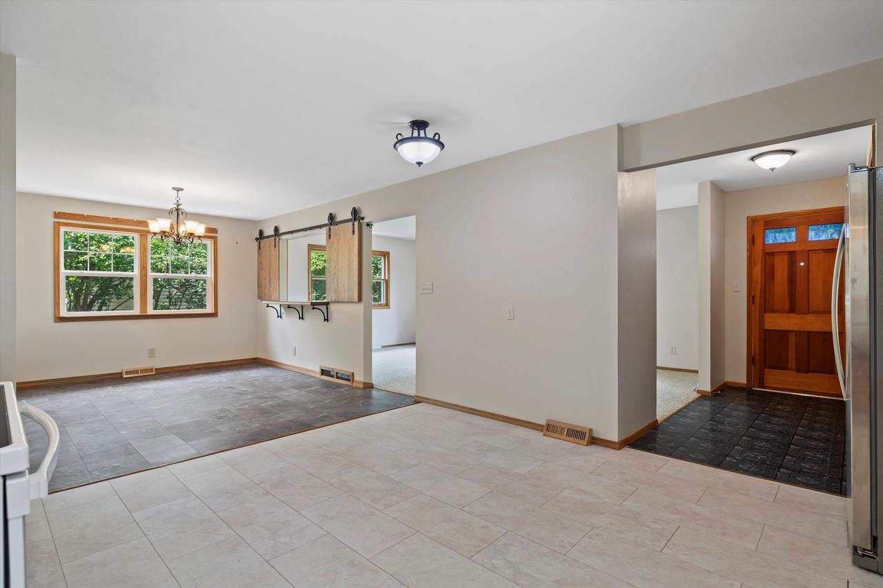 11333 West Edgerton AVENUE