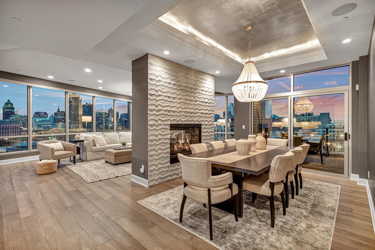 106 West Seeboth STREET 718