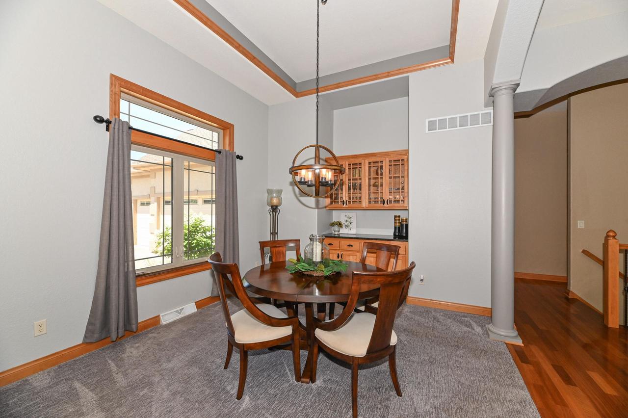 S71W16653 Glen Cove COURT