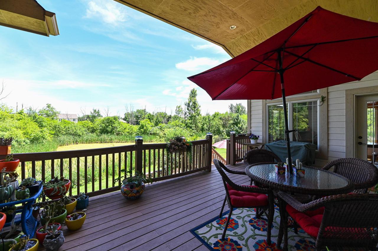 S71W16653 Glen Cove COURT