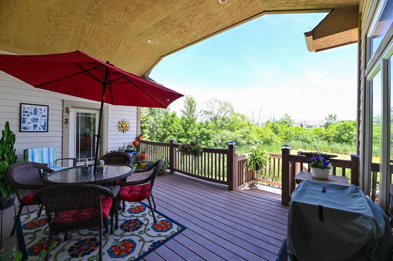 S71W16653 Glen Cove COURT