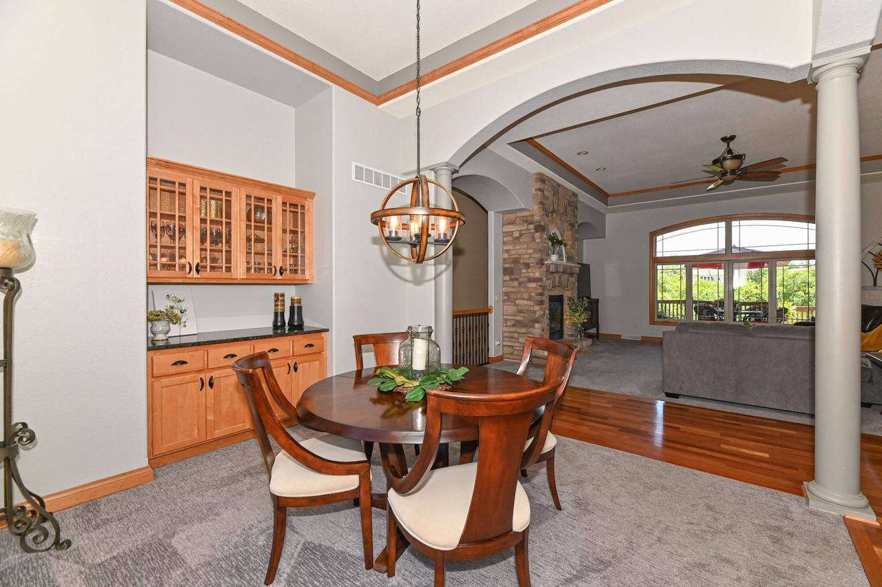 S71W16653 Glen Cove COURT