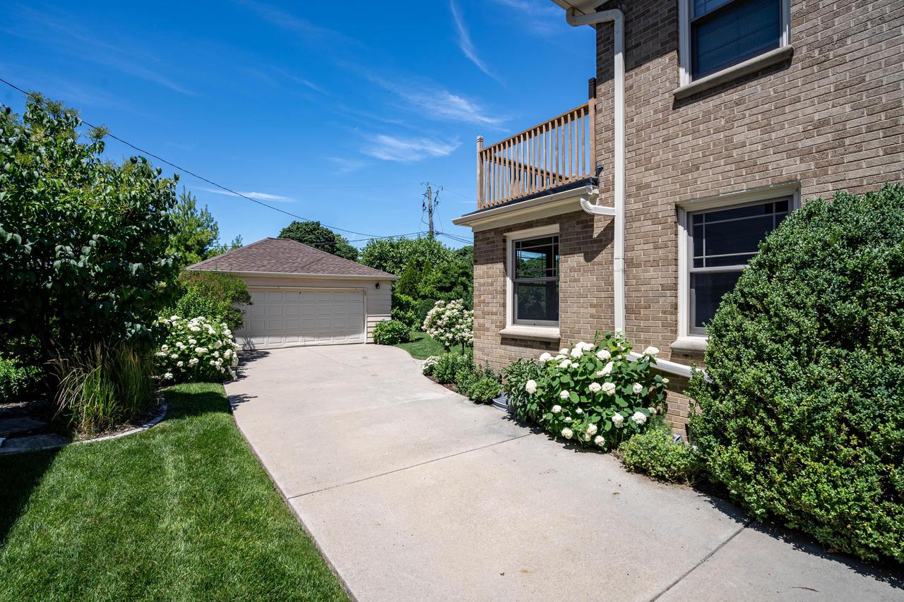 639 North 75th STREET