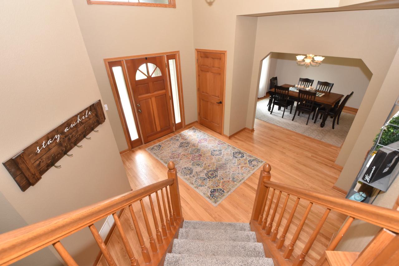 13310 Crestwood COURT