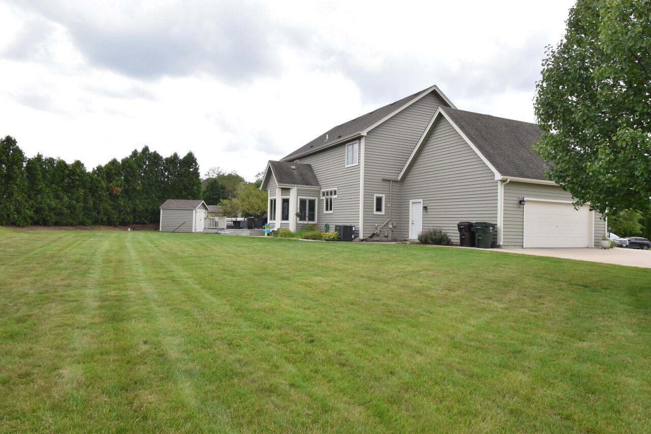 13310 Crestwood COURT