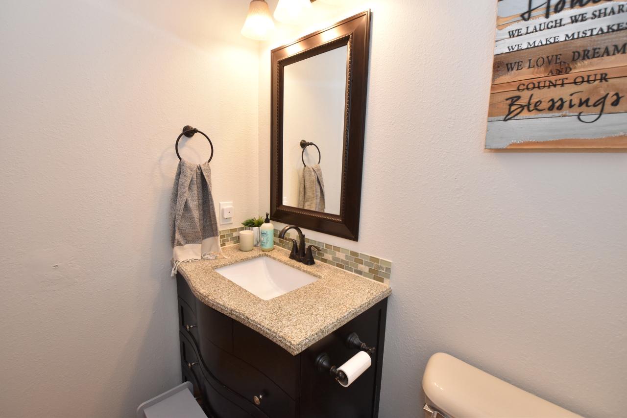 13310 Crestwood COURT