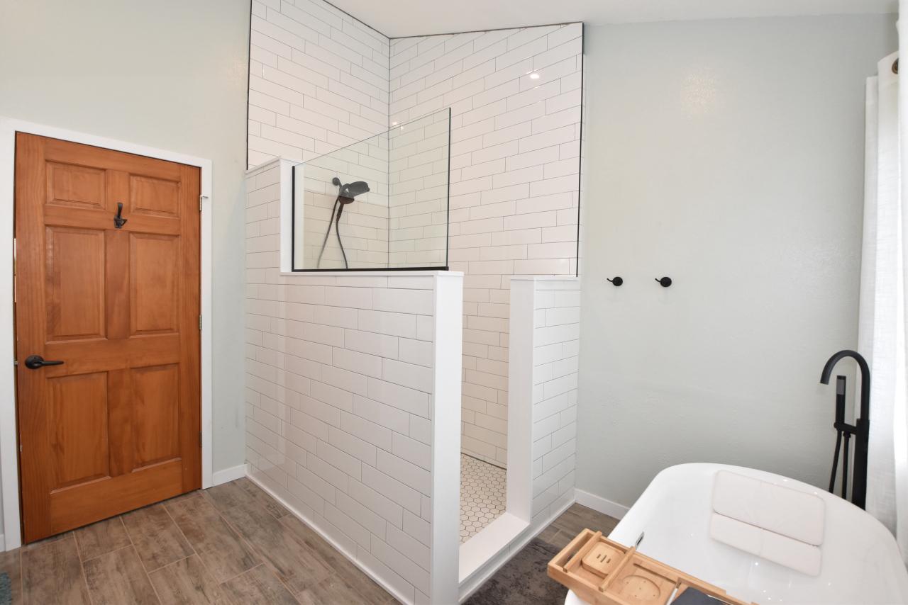 13310 Crestwood COURT