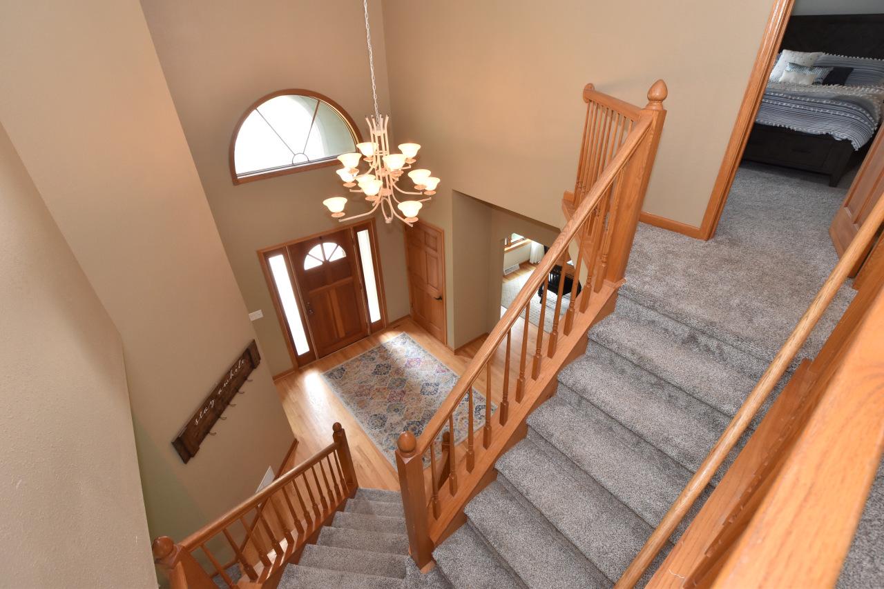 13310 Crestwood COURT