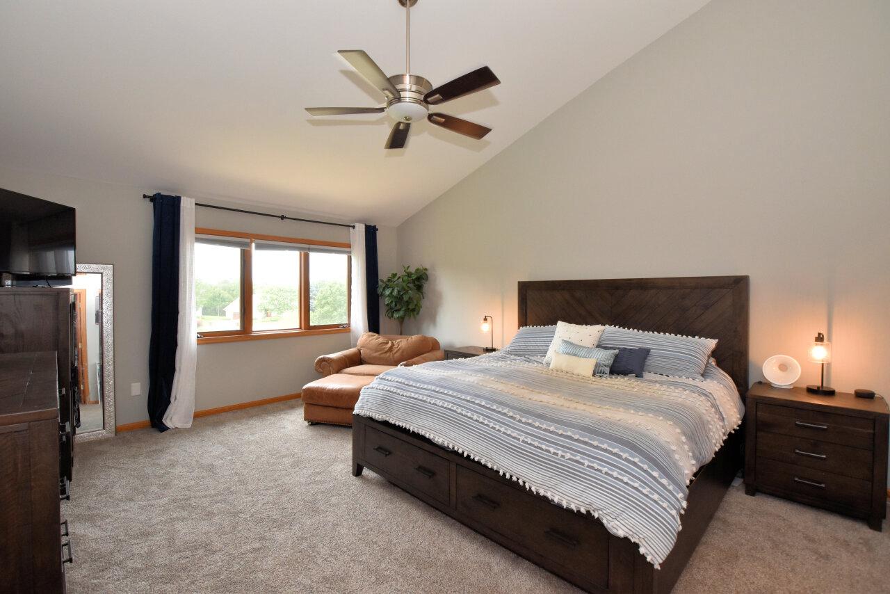 13310 Crestwood COURT