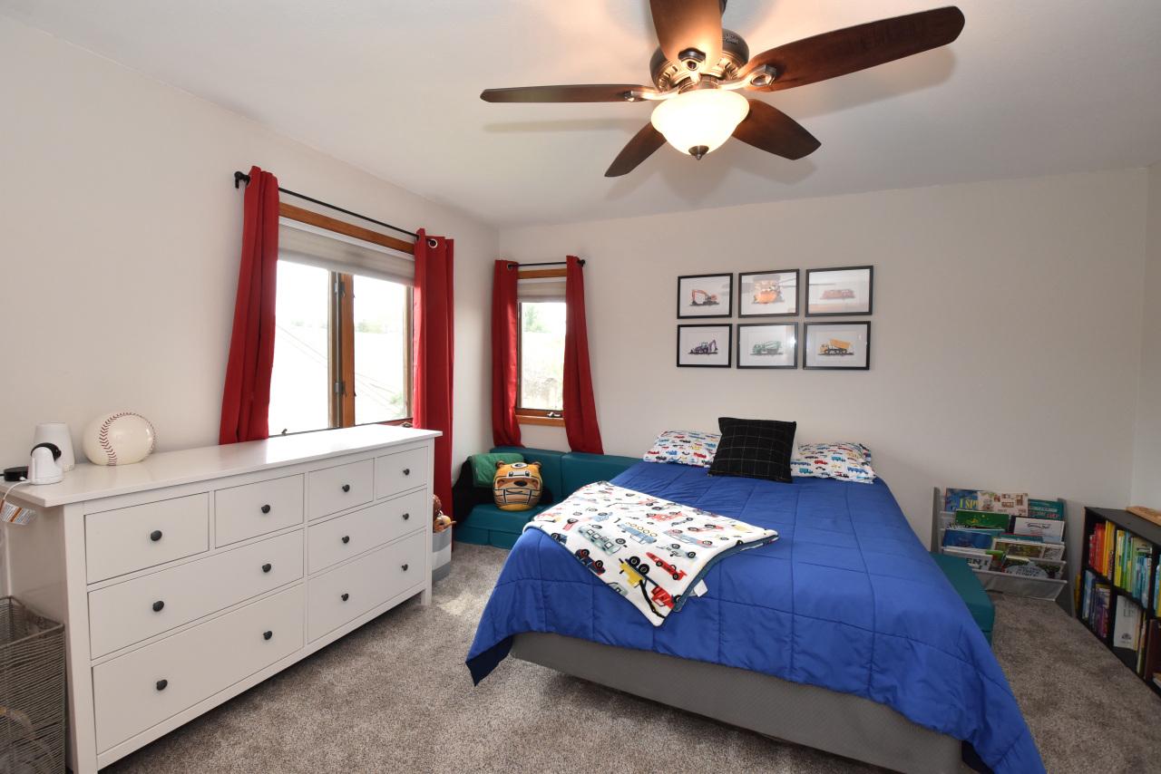 13310 Crestwood COURT