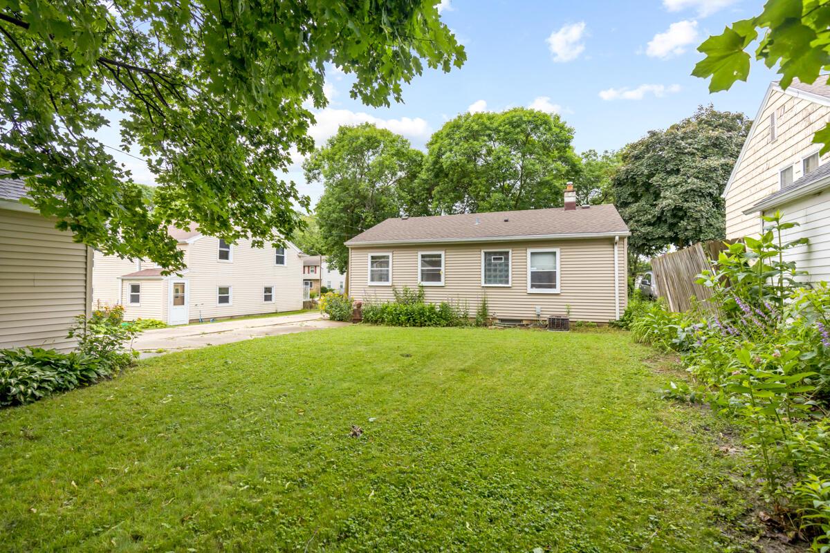 172 North 91st PLACE