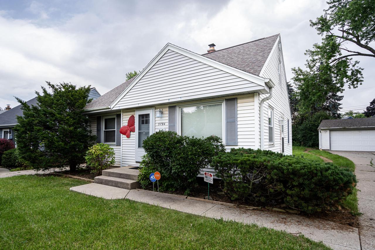 3794 North 74th STREET