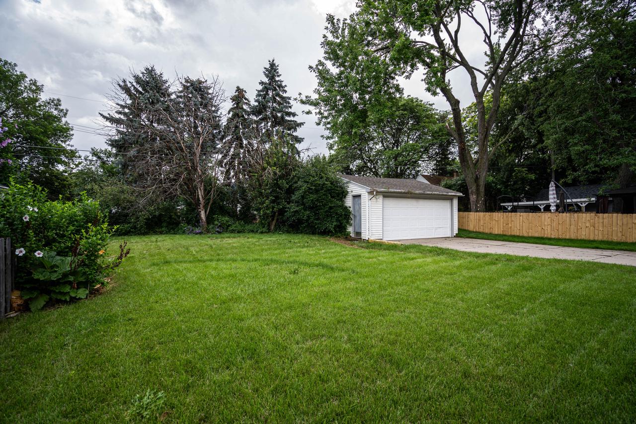 3794 North 74th STREET