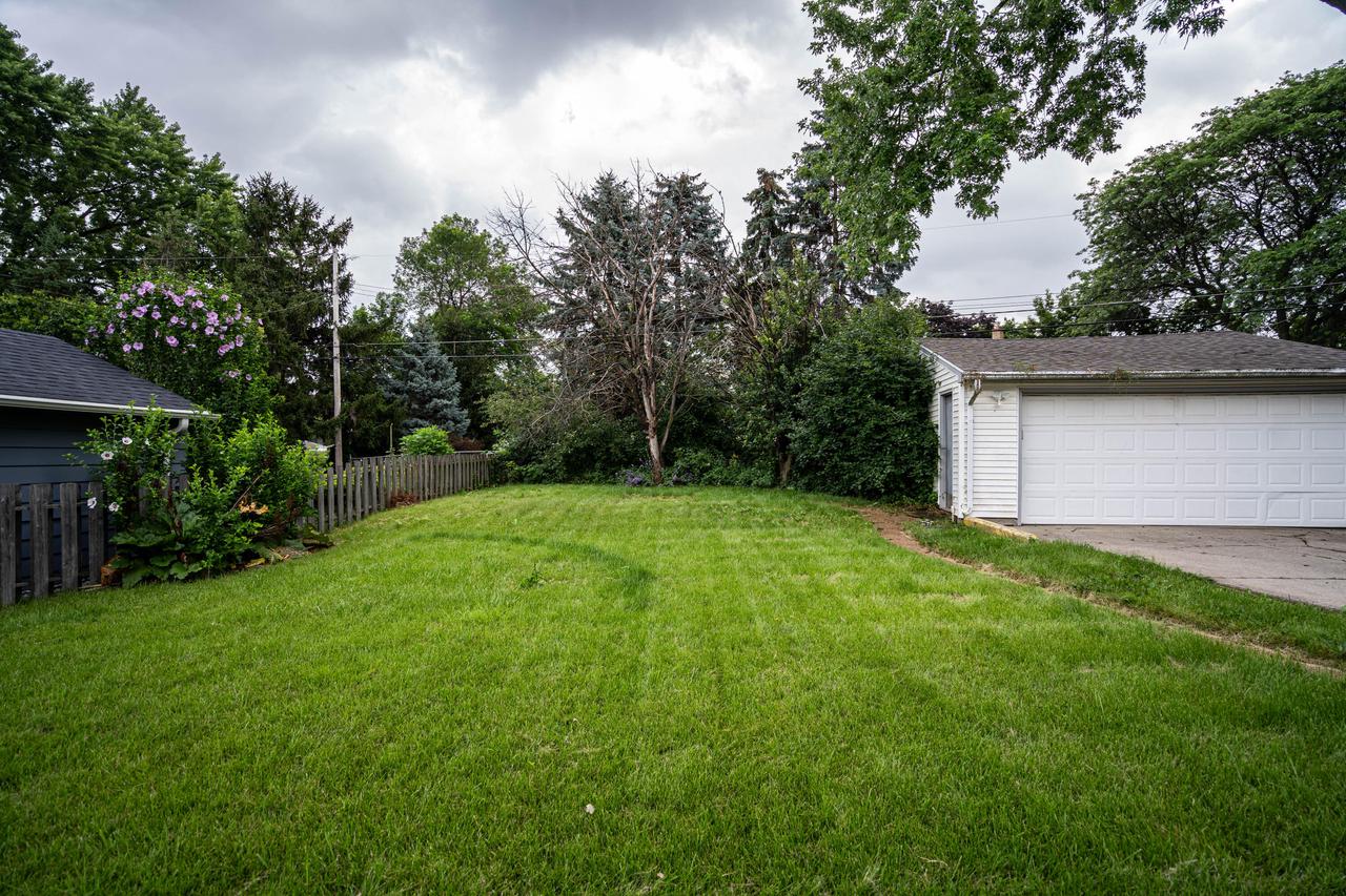 3794 North 74th STREET