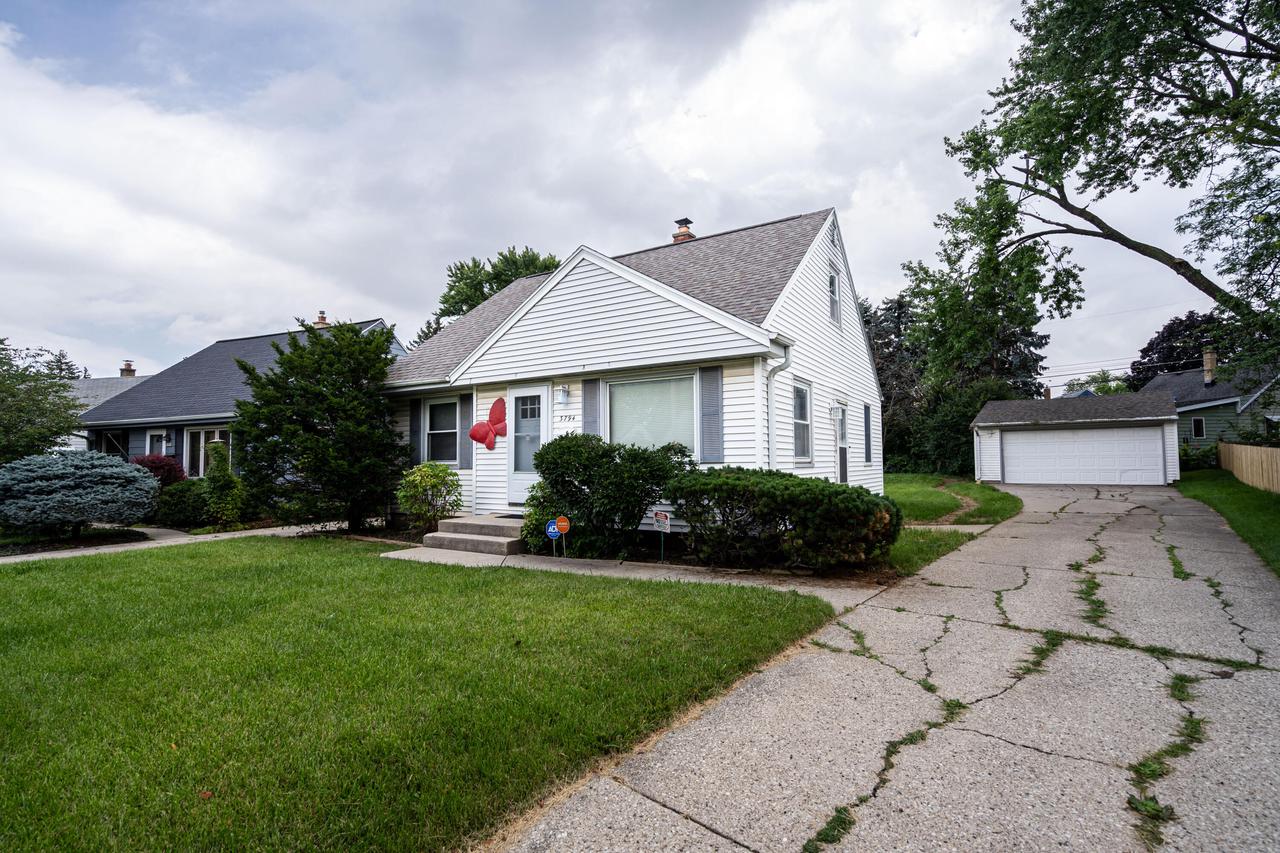 3794 North 74th STREET