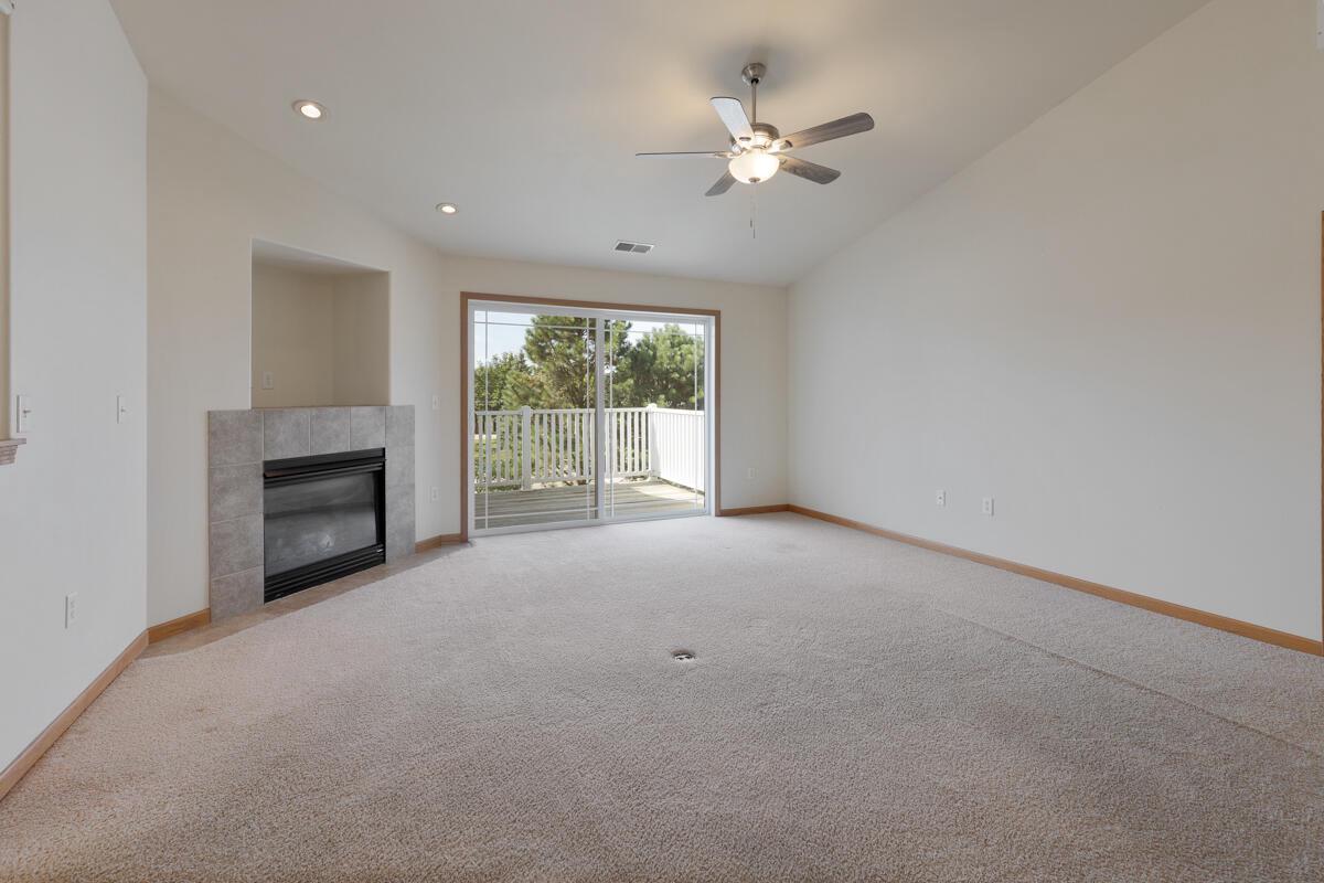 420 East Veterans WAY 8